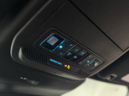 Used 2025 Ford Explorer ST AWD/4WD image 30