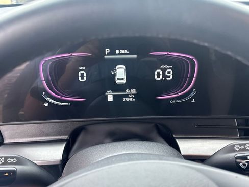 Used 2024 Kia Sportage EX image 24