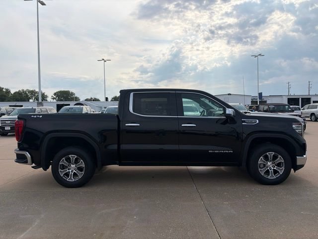 Used 2024 GMC Sierra 1500 SLT AWD/4WD image 2
