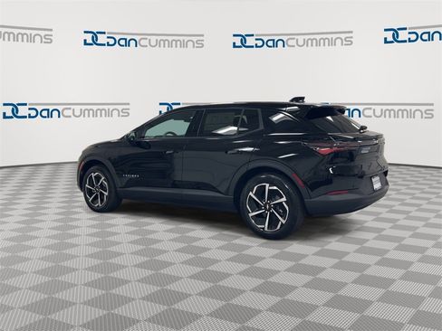 New 2026 Chevrolet Equinox EV LT image 6