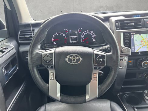 Used 2022 Toyota 4Runner SR5 Premium w/ Moonroof Package image 25
