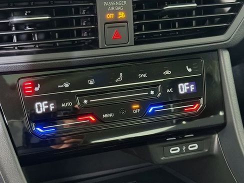 New 2026 Volkswagen Jetta SE FWD image 17