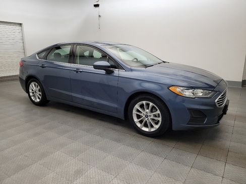 Used 2019 Ford Fusion SE FWD image 11