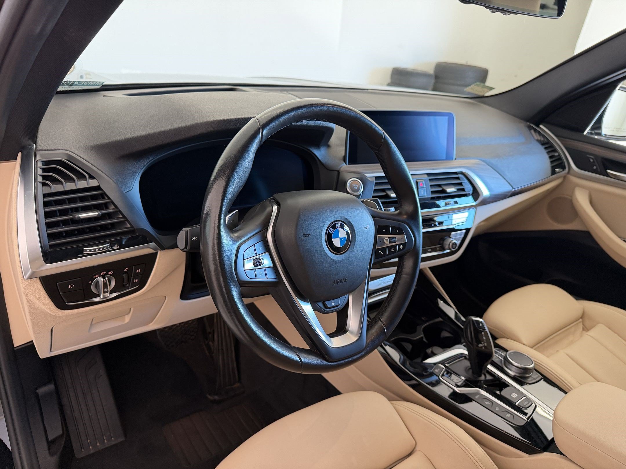 Used 2021 BMW X3 xDrive30e w/ Premium Package AWD/4WD image 4