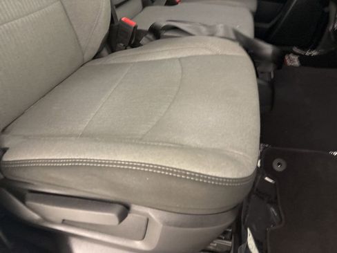 Used 2024 RAM 2500 Big Horn image 25