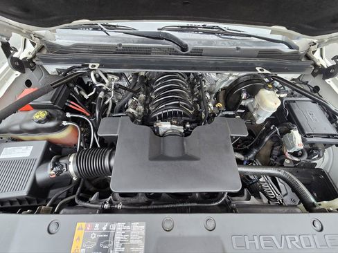 Used 2018 Chevrolet Tahoe LT image 12