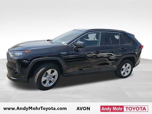 Used 2021 Toyota RAV4 LE AWD/4WD image 4