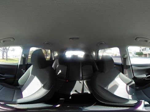 Used 2025 Kia Soul LX w/ LX Technology Package FWD image 37
