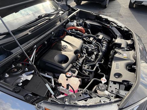 Used 2020 Toyota RAV4 Limited image 41