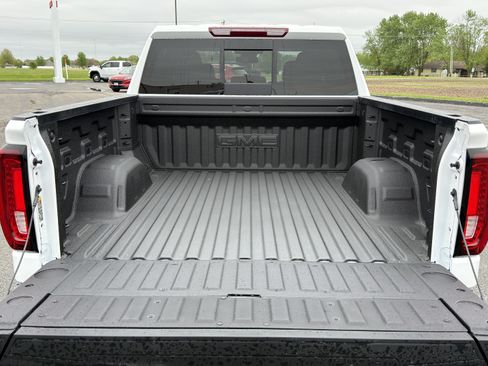 New 2026 GMC Sierra 1500 SLT w/ SLT Premium Plus Package AWD/4WD image 14