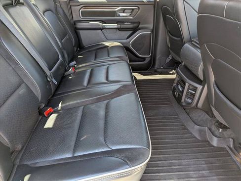 Used 2021 RAM 1500 Laramie w/ Off Road Group AWD/4WD image 17