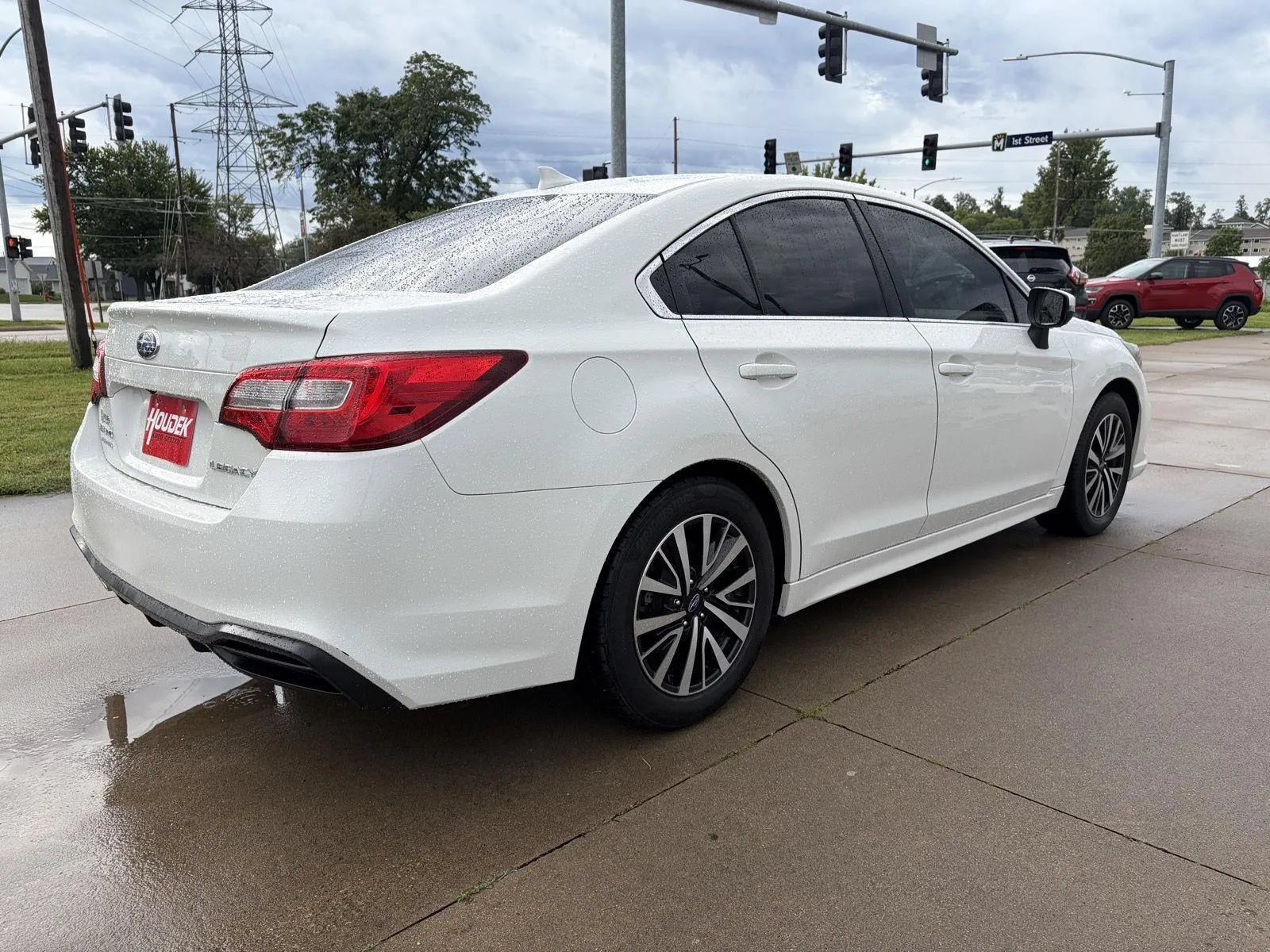 Used 2018 Subaru Legacy 2.5i Premium w/ Eyesight & BSD & Rcta & HBA AWD/4WD image 8