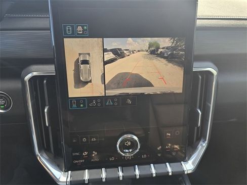 New 2026 GMC Acadia Elevation image 20