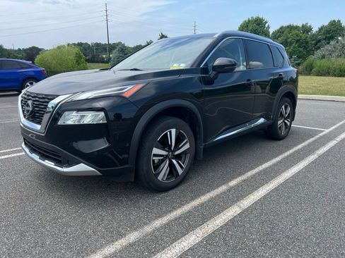 Used 2023 Nissan Rogue Platinum w/ Platinum Premium Package AWD/4WD image 1