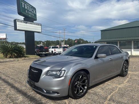 Used 2016 Chrysler 300 S w/ 300S Premium Group RWD image 1
