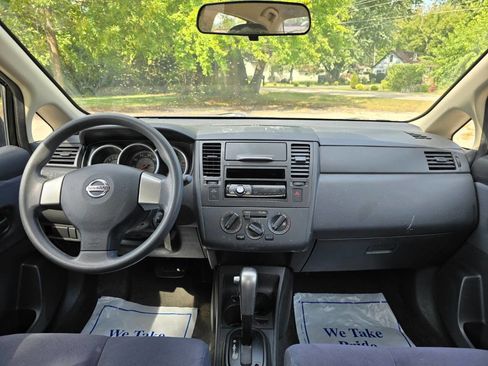 Used 2009 Nissan Versa Sedan image 7