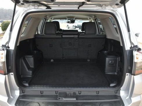 Certified 2024 Toyota 4Runner SR5 Premium image 9