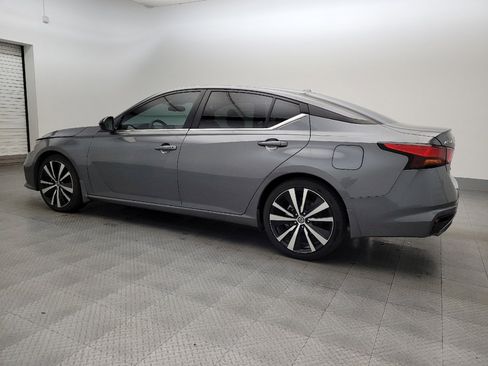 Used 2022 Nissan Altima 2.5 SR image 3