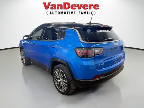 Used 2022 Jeep Compass Limited w/ Elite Group AWD/4WD image 8