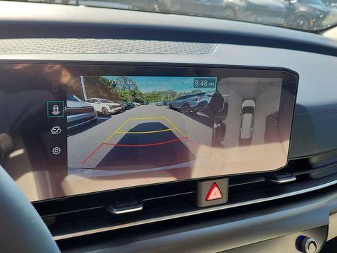 New 2026 Kia Carnival SX Prestige FWD image 32
