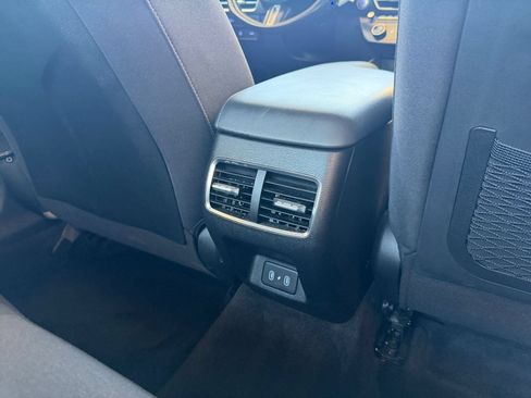 Used 2025 Hyundai Sonata SEL FWD image 19