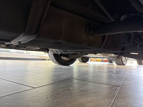 Used 2007 Hyundai Entourage GLS image 40