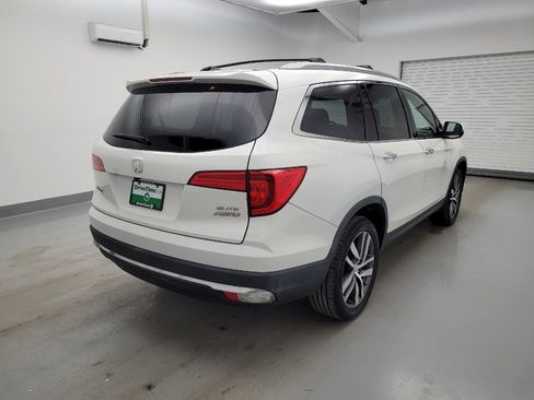 Used 2016 Honda Pilot Elite image 9