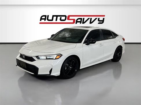 Used 2025 Honda Civic Sport image 3