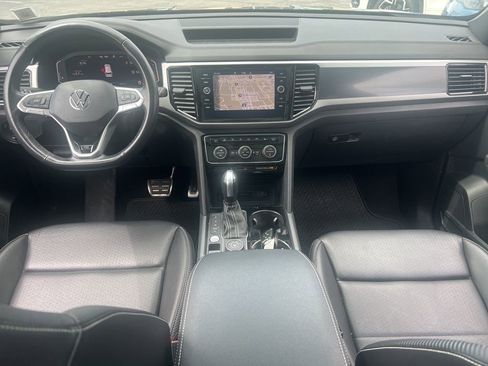 Used 2022 Volkswagen Atlas Cross Sport SEL R-Line image 24