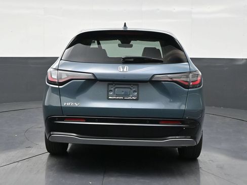 Used 2023 Honda HR-V EX-L image 4
