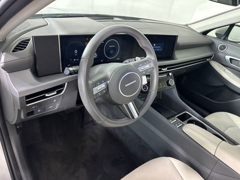 Used 2024 Hyundai Sonata SEL w/ Convenience Package image 13