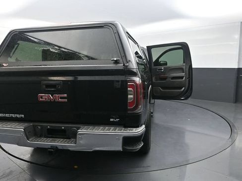 Used 2018 GMC Sierra 1500 SLT AWD/4WD image 44