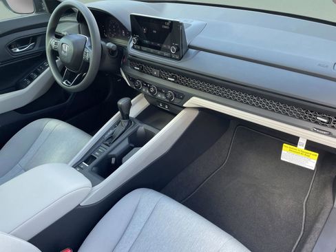 New 2025 Honda Accord SE image 11