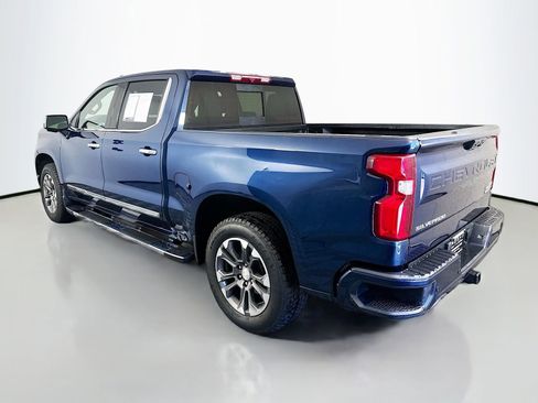 Used 2022 Chevrolet Silverado 1500 High Country AWD/4WD image 5