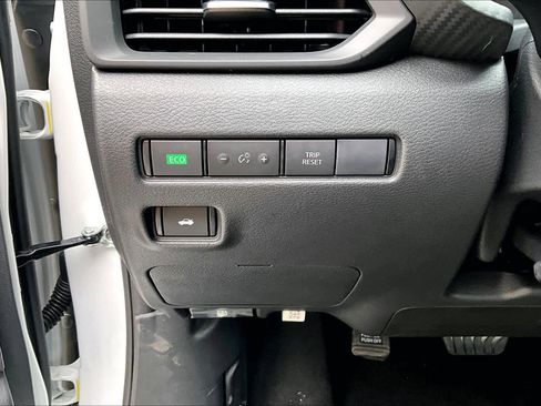 New 2025 Nissan Sentra S image 15