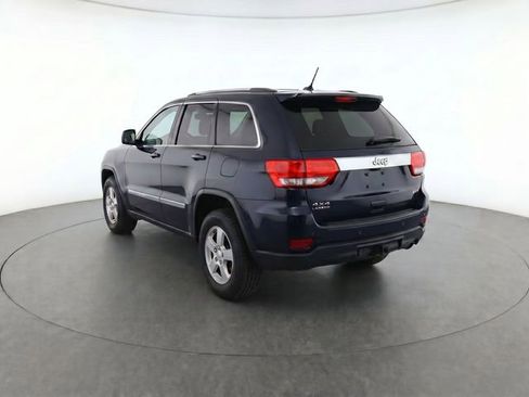 Used 2012 Jeep Grand Cherokee Laredo w/ Laredo E Group AWD/4WD image 3