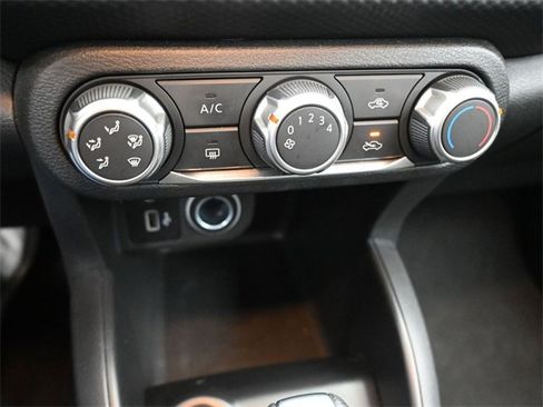 Used 2024 Nissan Kicks S image 18