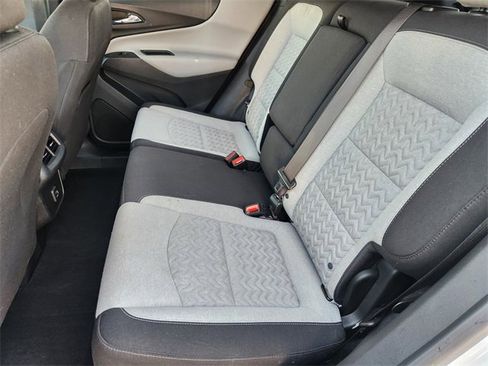 Used 2022 Chevrolet Equinox LT image 13