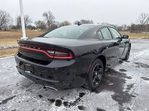 Used 2023 Dodge Charger SXT image 5