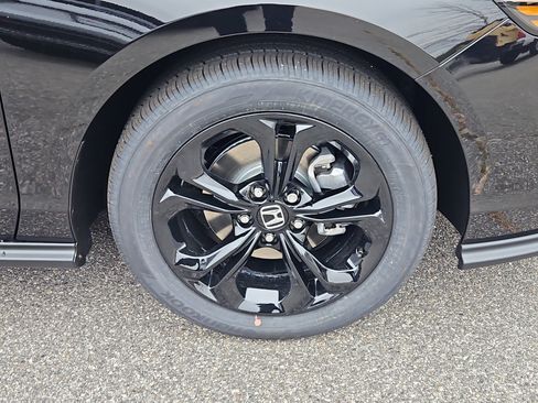 New 2025 Honda Accord SE image 4