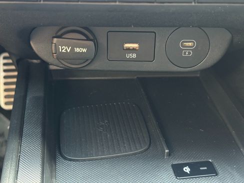 Used 2025 Hyundai Elantra Sport FWD image 26