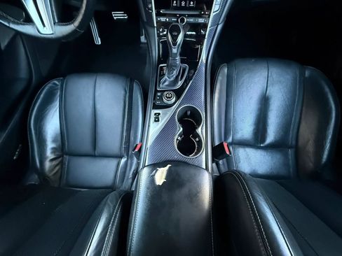 Used 2017 INFINITI Q60 Red Sport 400 image 43