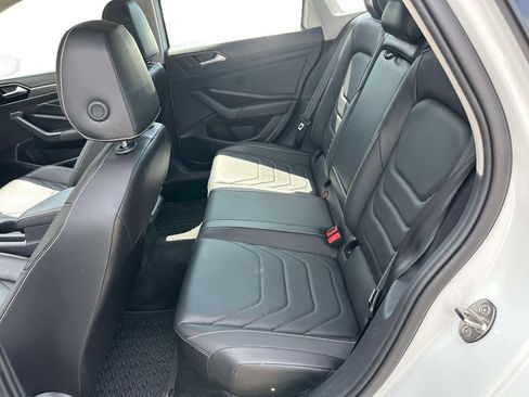 Used 2022 Volkswagen Jetta SEL FWD image 13