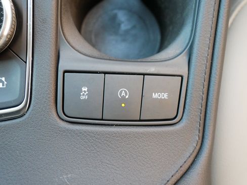 Certified 2022 Cadillac XT4 Luxury image 21