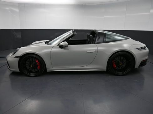 Certified 2023 Porsche 911 Targa 4 GTS AWD/4WD image 33