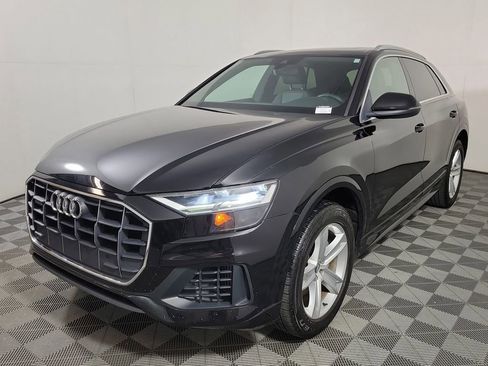 Used 2019 Audi Q8 Premium w/ Convenience Package AWD/4WD image 3
