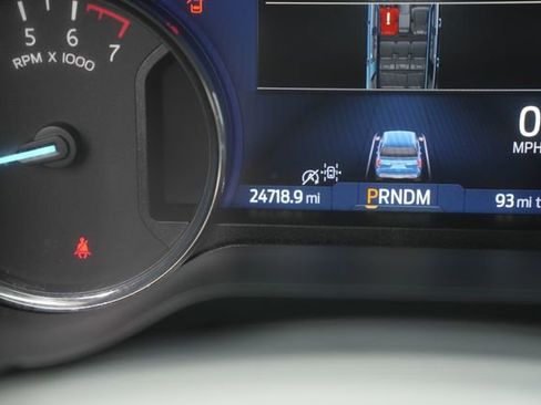 Used 2023 Ford Expedition XLT image 25