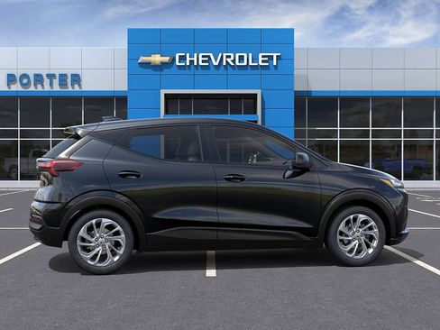 New 2027 Chevrolet Bolt LT w/ Comfort Package FWD image 5