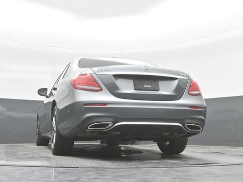 Used 2019 Mercedes-Benz E 300 4MATIC image 33
