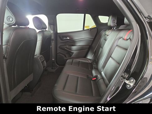 Certified 2025 Chevrolet Trax RS image 12